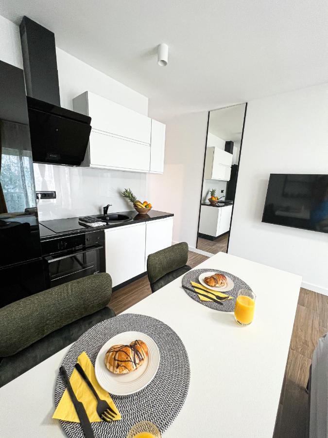 San-Studio Apartment Дугі-Рат Екстер'єр фото